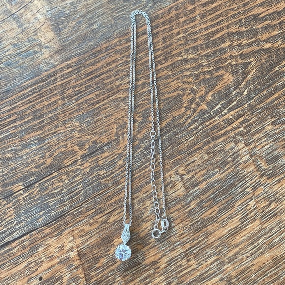 Silver and cubic zirconia necklace - Picture 2 of 5